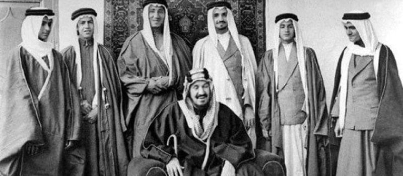 كم عدد أبناء الملك عبدالعزيز الذين تولوا الحكم