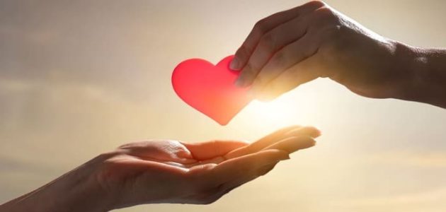 اشعار حب بجنون .. أجمل ما كُتب في حب الحبيبة 2025 1 اشعار حب بجنون