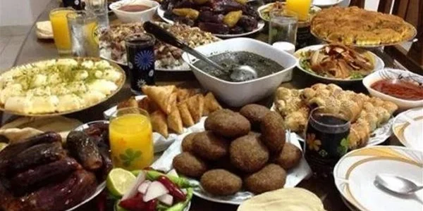 جدول 30 فكرة لإفطار رمضان بعد صيام نهار طويل 1 جدول 30 فكرة لإفطار رمضان بعد صيام نهار طويل