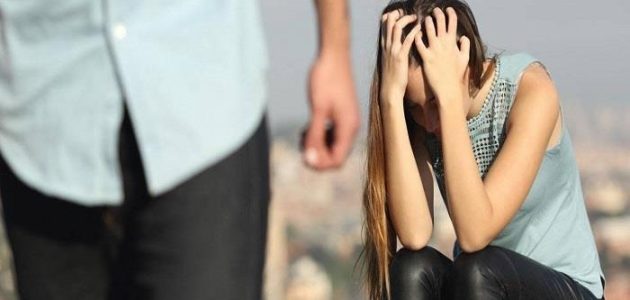 زوجي يتخيل صديقتي وانا معه على الفراش 1 زوجي يتخيل صديقتي وانا معه على الفراش