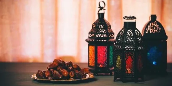 كيف تقضي المرأة الصوم إذا دخل رمضان ولم تقضي ما فات؟ 1 كيف تقضي المرأة الصوم إذا دخل رمضان ولم تقضي ما فات؟