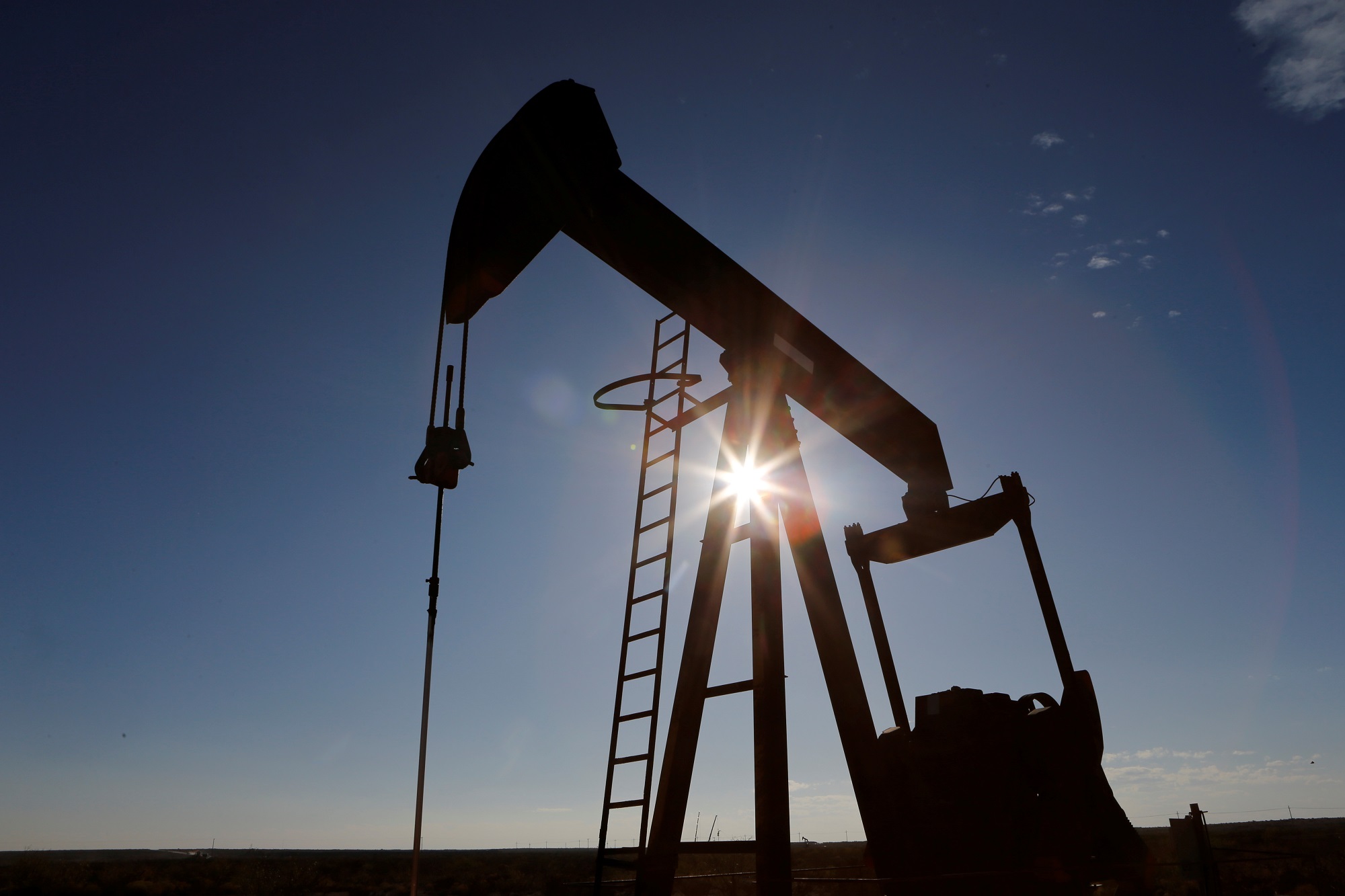 انخفض مفاجئ في أسعار النفط! تقرير انخفاض أسعار النفط وخام برنت يسجل 88.95 دولار للبرميل الواحد!!
