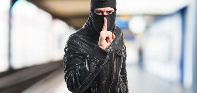 أبرز رسائل عن السرقة 2025 بوستات عن السارق 1 رسائل عن السرقة