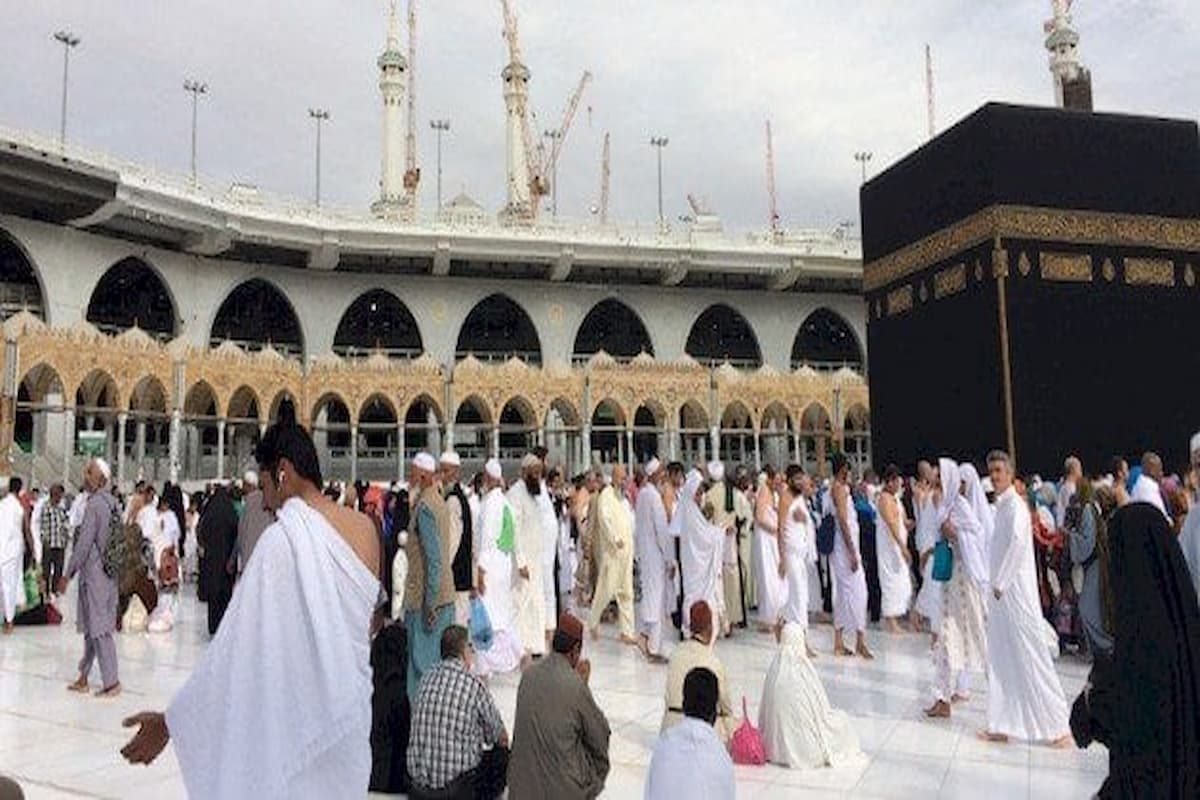 ماذا يقال لمن جاء من العمرة وطريقة تهنئته 1 ماذا يقال لمن جاء من العمرة