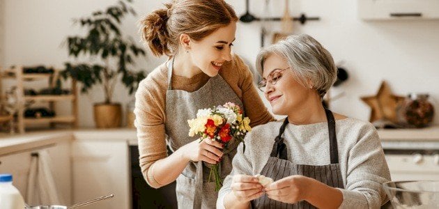 أجمل 14 مسجات لحماتي 2025 عبارات عيد الأم لحماتي 1 مسجات لحماتي